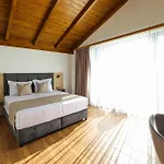 Lavalliere & Resort