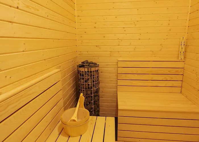 Lavalliere & Semesteranläggning (resort) *