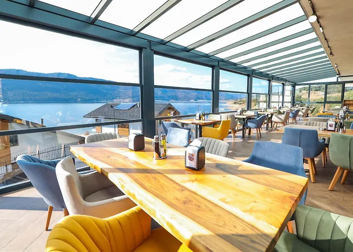 Semesteranläggning (resort) Lavalliere & Sŭrnitsa