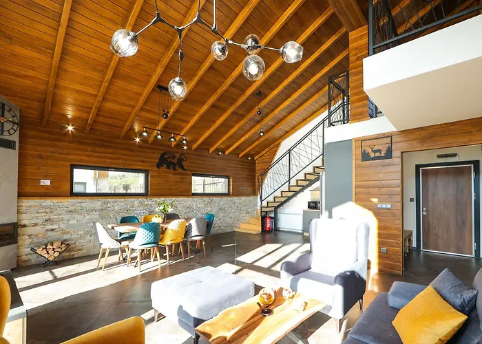 Lavalliere & Semesteranläggning (resort) Sŭrnitsa